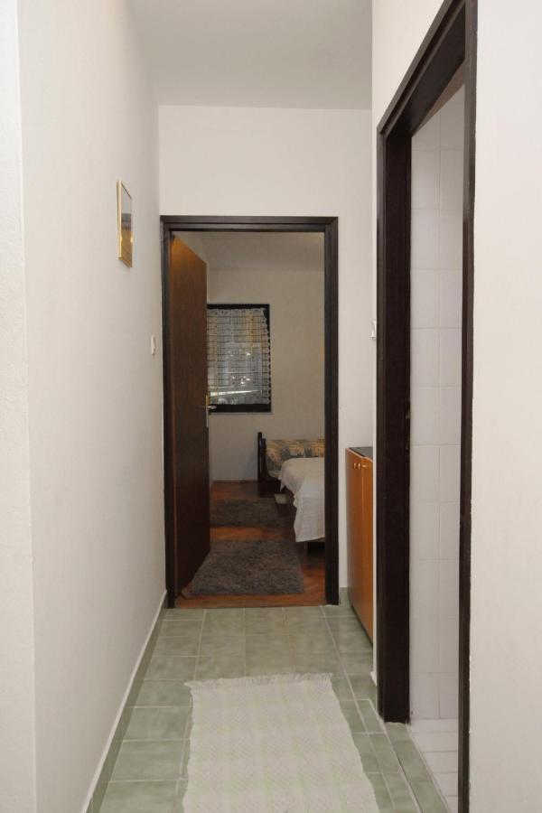 Apartments And Rooms With Parking Space Klenovica, Novi Vinodolski - 5590 Exteriör bild