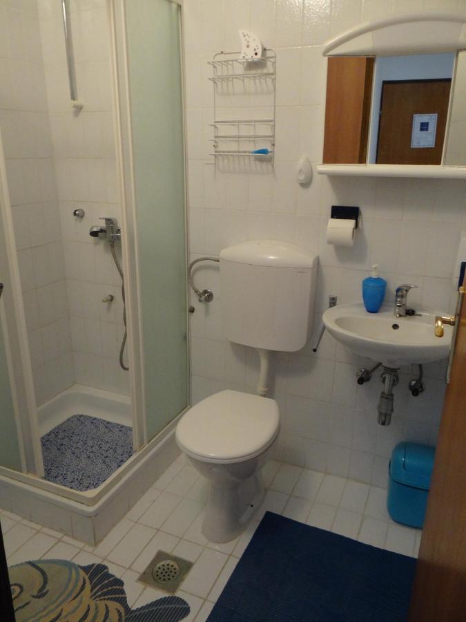 Apartments And Rooms With Parking Space Klenovica, Novi Vinodolski - 5590 Exteriör bild